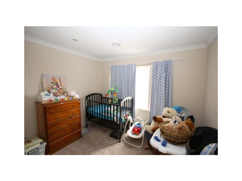 2 Fairbridge Road, Point Cook VIC 3030