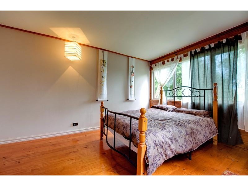 10 Barclay Avenue, Upper Ferntree Gully VIC 3156