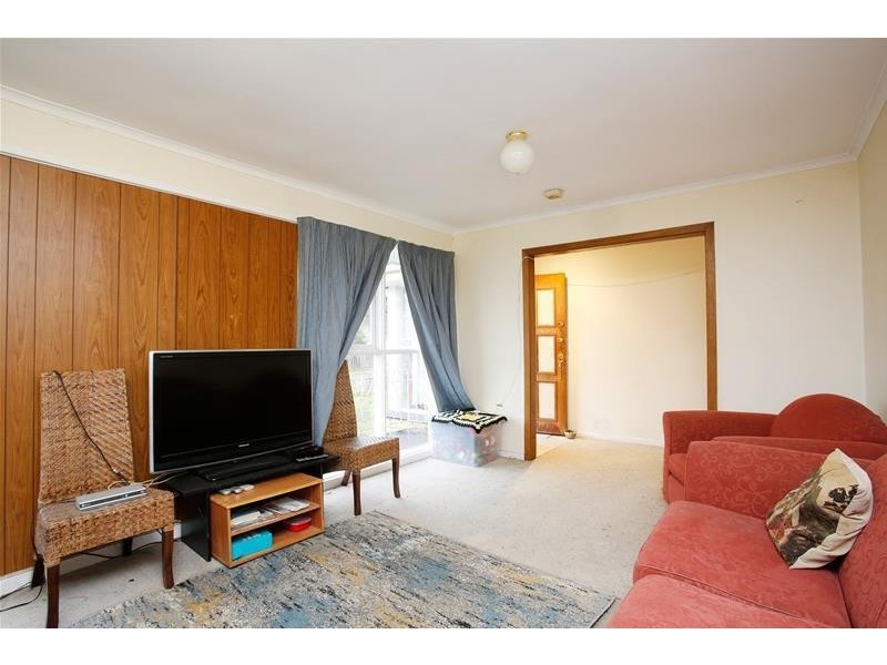 21 Holmes Road, Mooroolbark VIC 3138