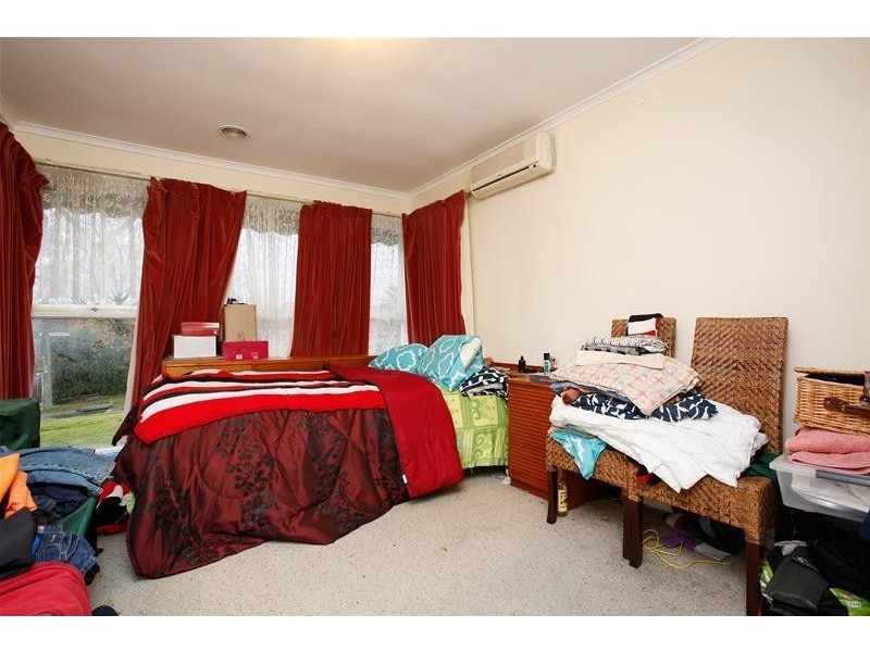 21 Holmes Road, Mooroolbark VIC 3138