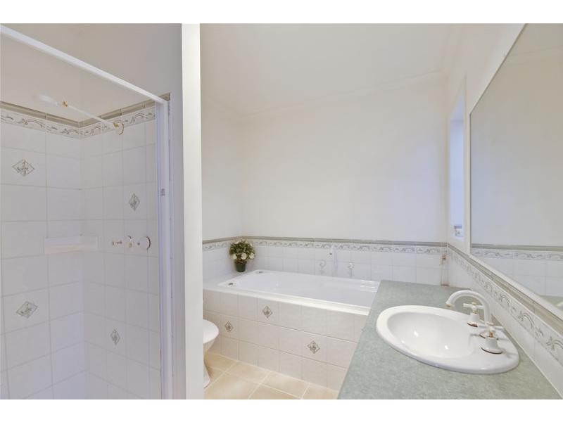 14 Lambeth Court, Point Cook VIC 3030