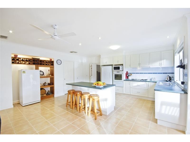 14 Lambeth Court, Point Cook VIC 3030