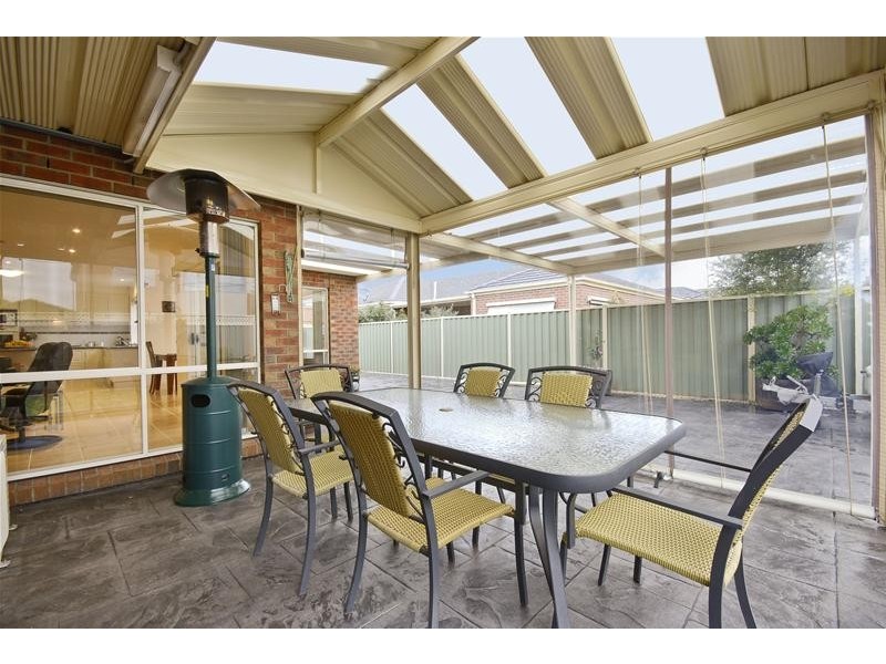 14 Lambeth Court, Point Cook VIC 3030