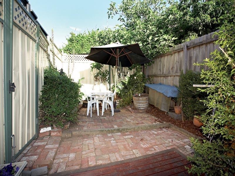 82 Munster  Terrace, North Melbourne VIC 3051