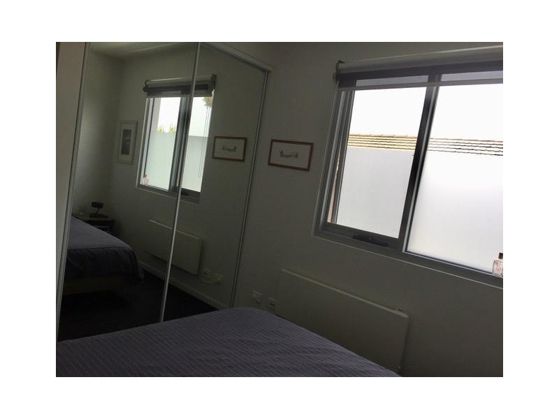 102/37 Park Street, Elsternwick VIC 3185