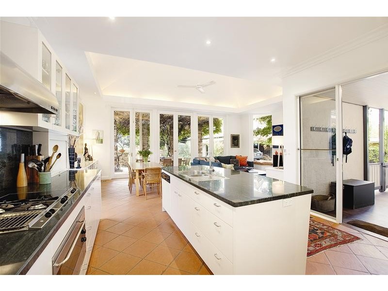 31 Dorrington Avenue, Glen Iris VIC 3146