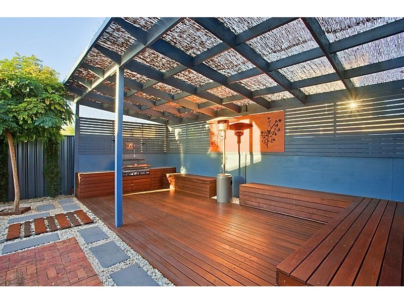 47 Dobell Crescent, Caroline Springs VIC 3023