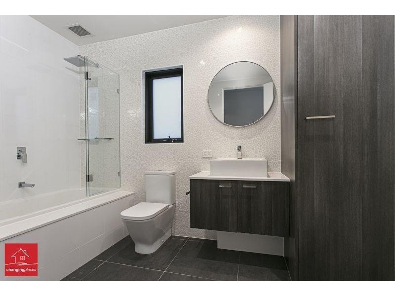 12-18  Martin  Street, St Kilda VIC 3182