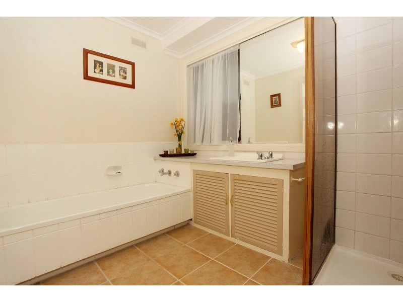 13 Claremont Avenue, The Basin VIC 3154