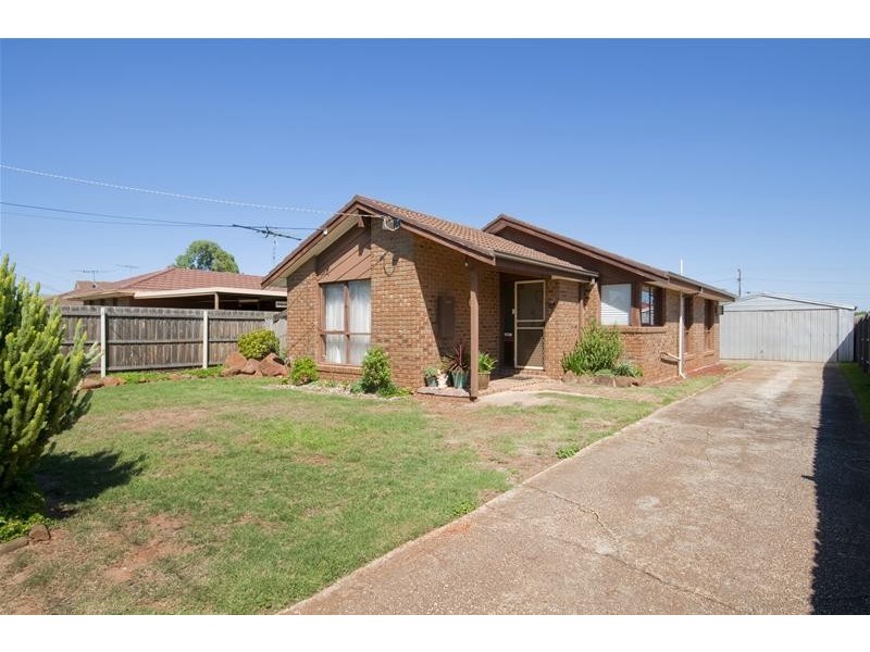 21 Wills Road, Melton South VIC 3338