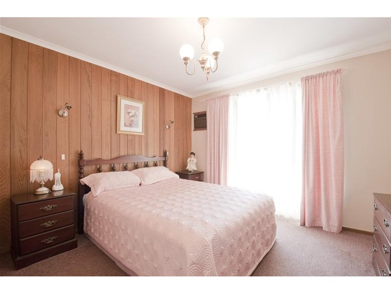 21 Wills Road, Melton South VIC 3338