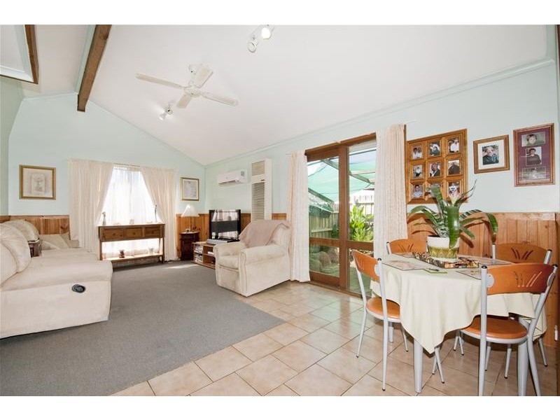 21 Wills Road, Melton South VIC 3338