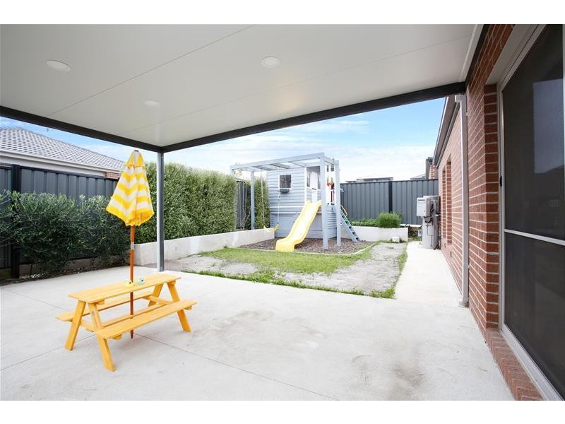 3 Brio  Drive, Craigieburn VIC 3064