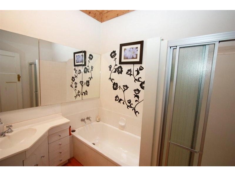 6 Milroy Street, Brighton East VIC 3187