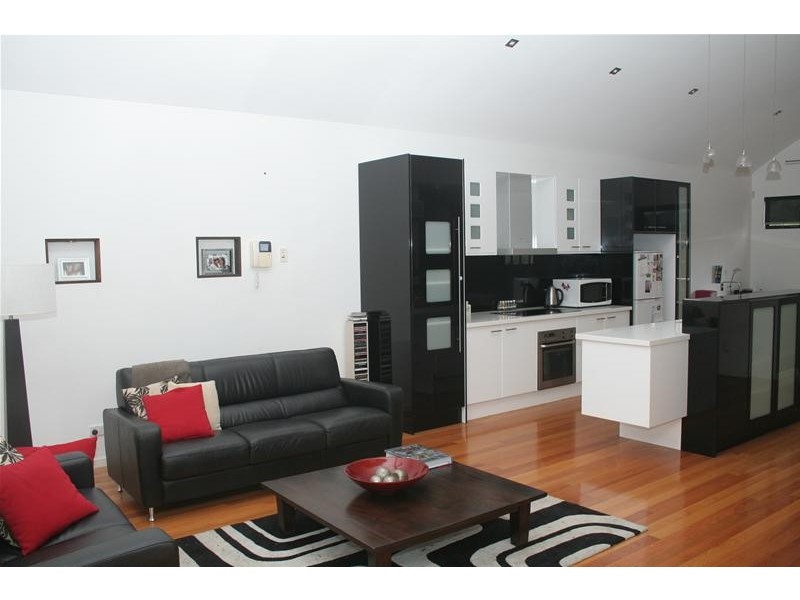 331 Melbourne Road, Newport VIC 3015