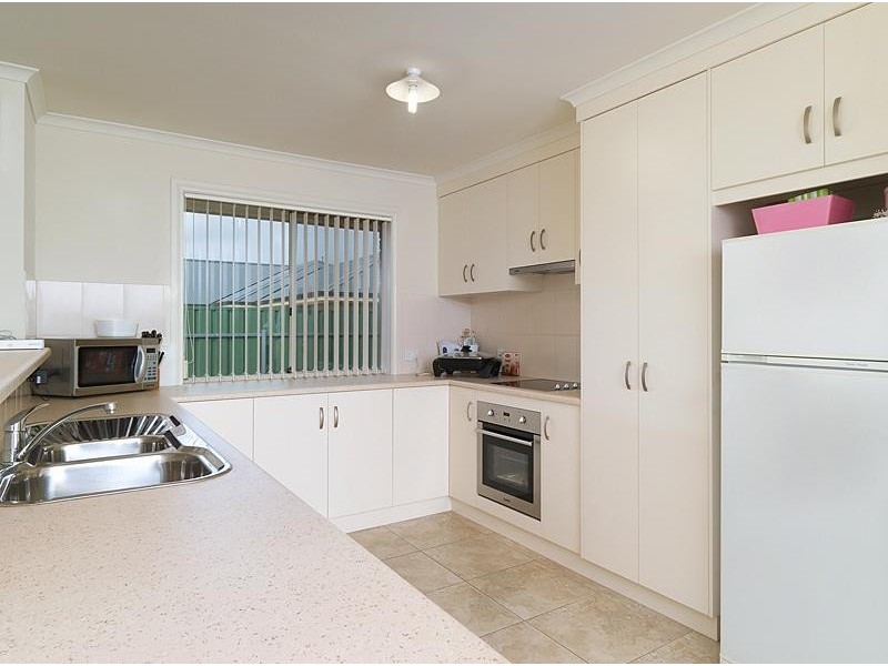 10 Strathford Way, Strathalbyn SA 5255