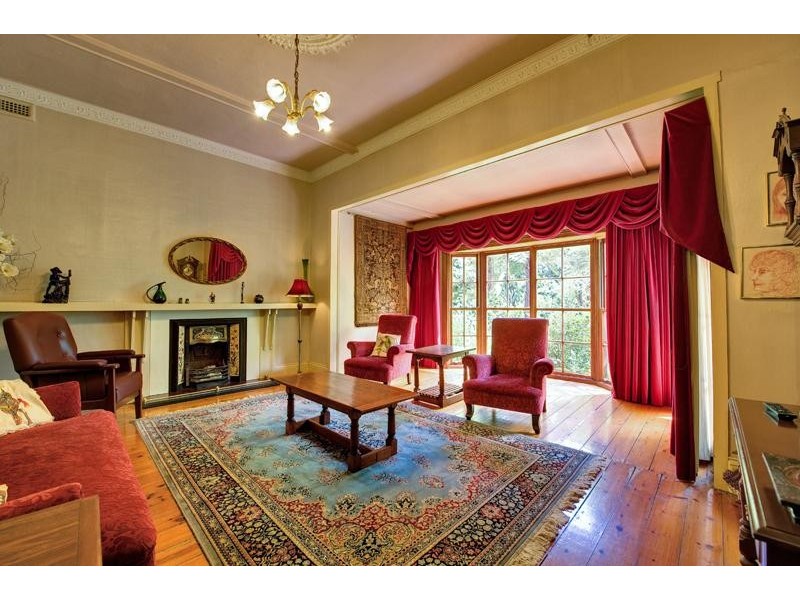 40 Beaconsfield- Emerald  Road, Emerald VIC 3782