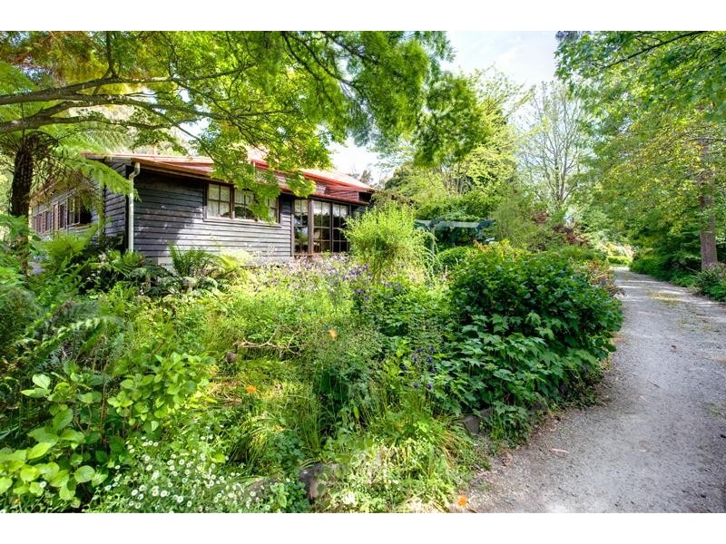 40 Beaconsfield- Emerald  Road, Emerald VIC 3782