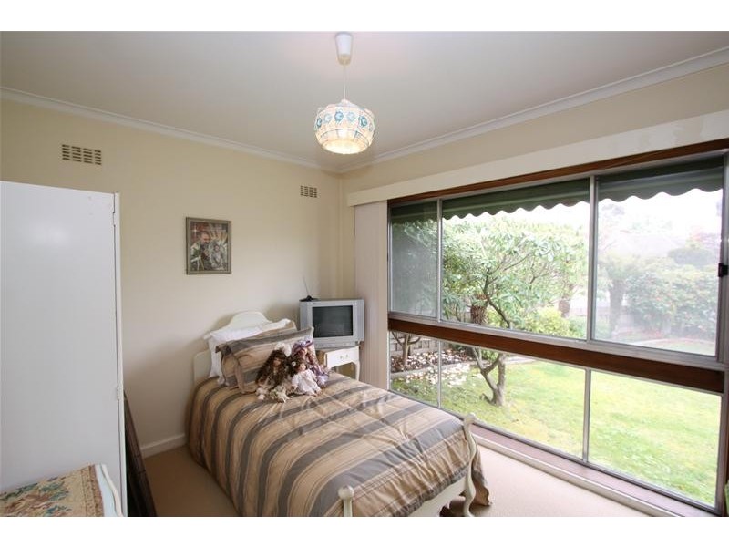 25 Studley Street, Mulgrave VIC 3170