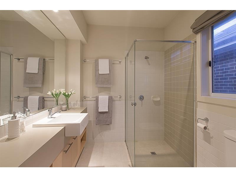 6 Pescott Close, Burwood VIC 3125