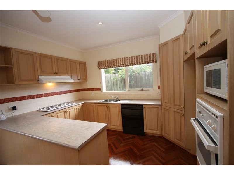 2/14 Hobart Street, Ringwood VIC 3134