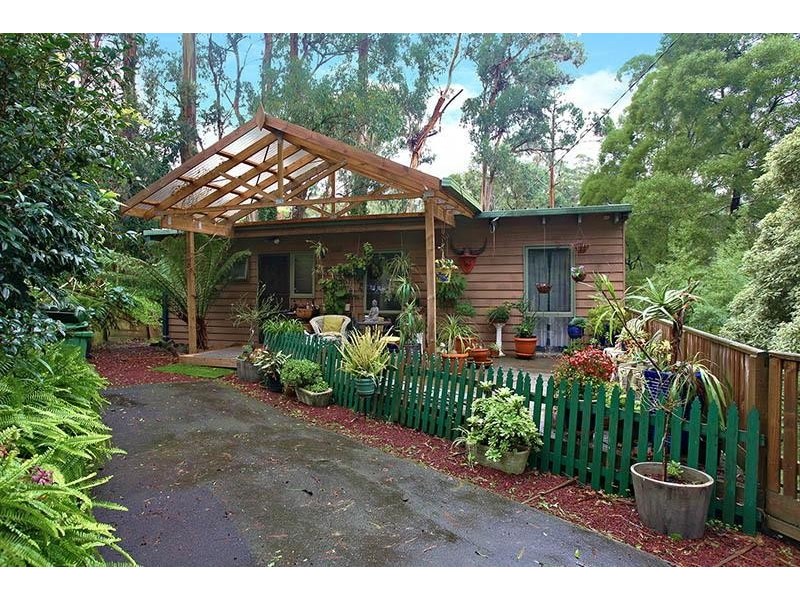 4 Creek Road, Belgrave VIC 3160