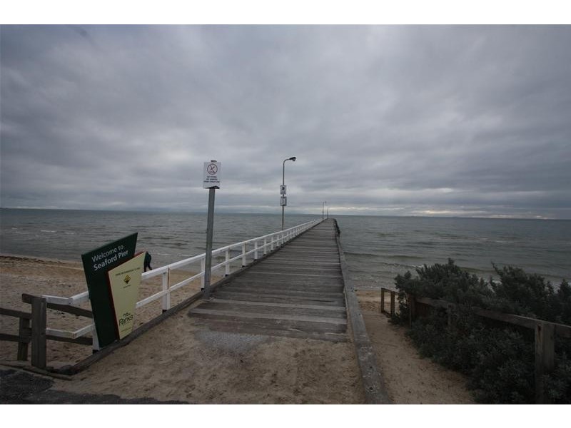 15 Belvedere Road, Seaford VIC 3198