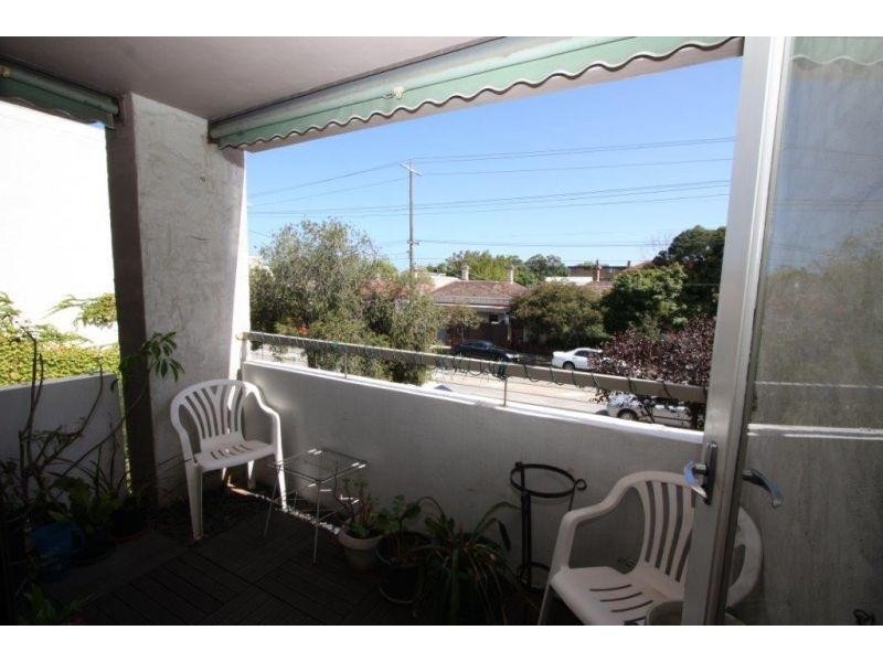 2/66-68 Chapel Street, St Kilda VIC 3182