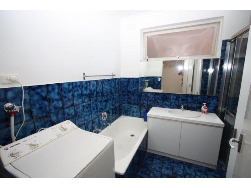 2/66-68 Chapel Street, St Kilda VIC 3182