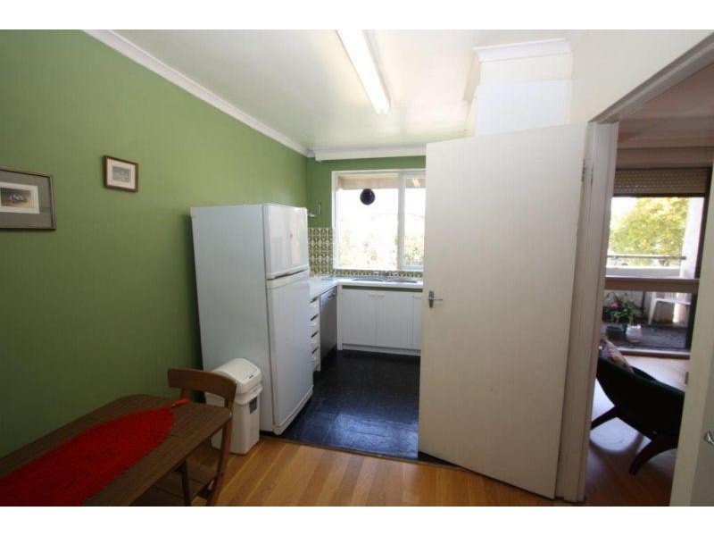 2/66-68 Chapel Street, St Kilda VIC 3182