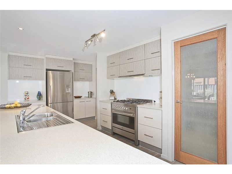 7 Lemongrass Circuit, Point Cook VIC 3030