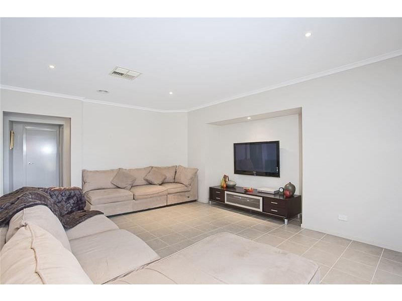 7 Lemongrass Circuit, Point Cook VIC 3030
