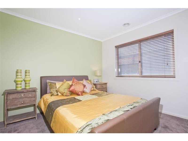 7 Lemongrass Circuit, Point Cook VIC 3030