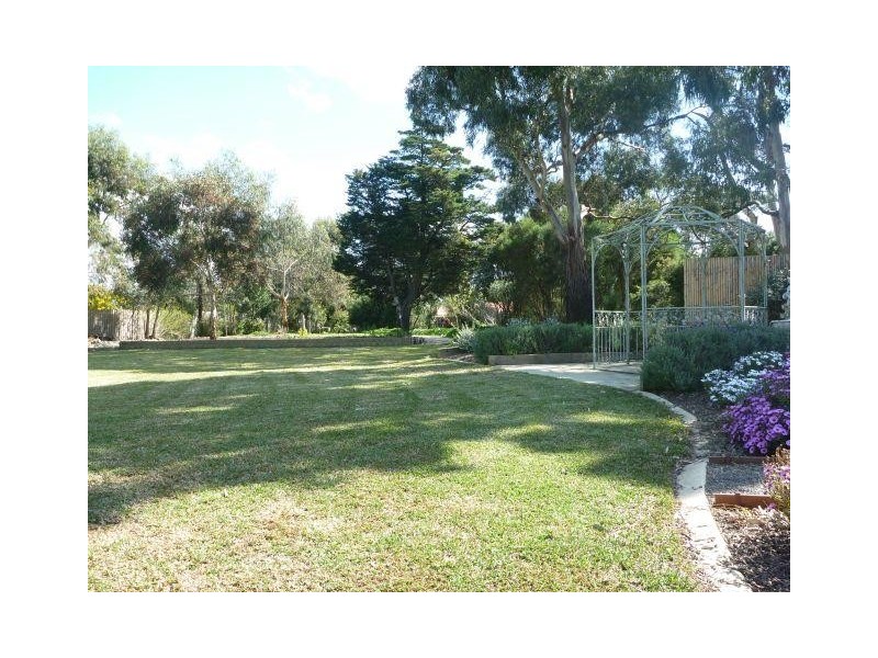 8 Cahill Court, Wallan VIC 3756