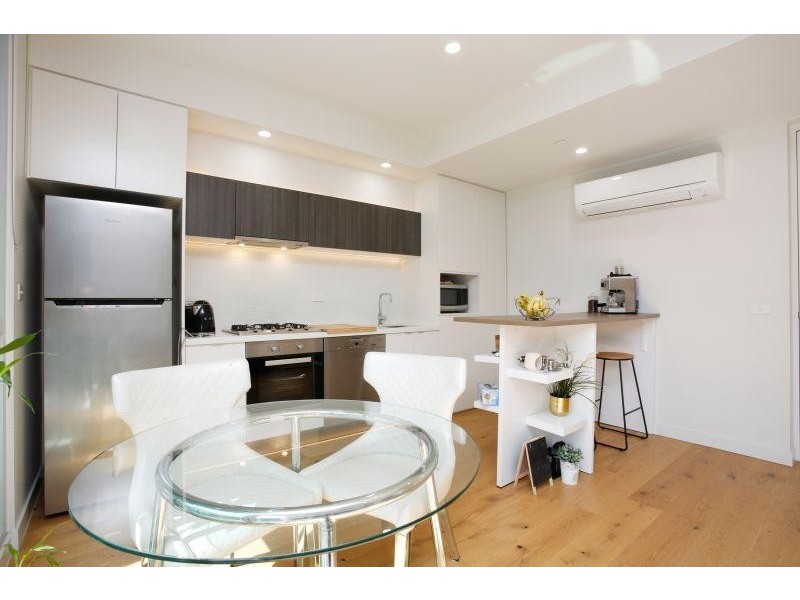 202/1615 Malvern Road, Glen Iris VIC 3146