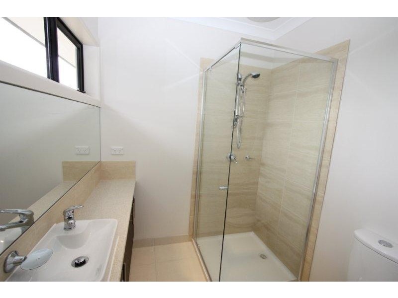 2/104 Bernard Street, Highett VIC 3190