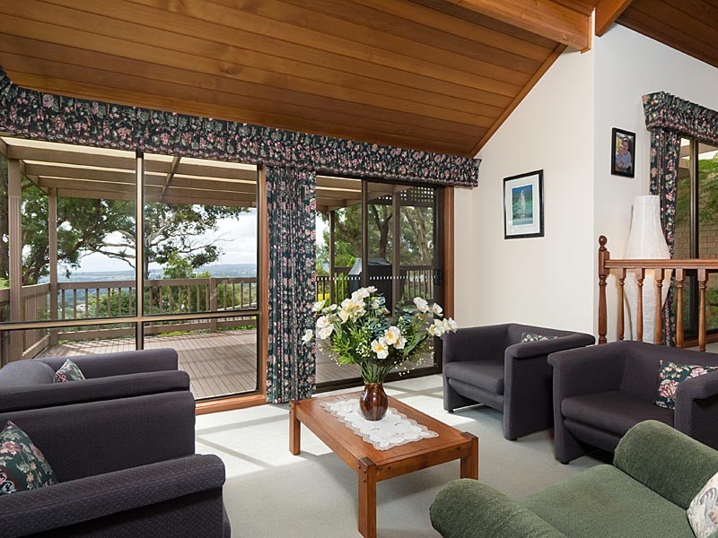 13 Charlson Rise, Happy Valley SA 5159