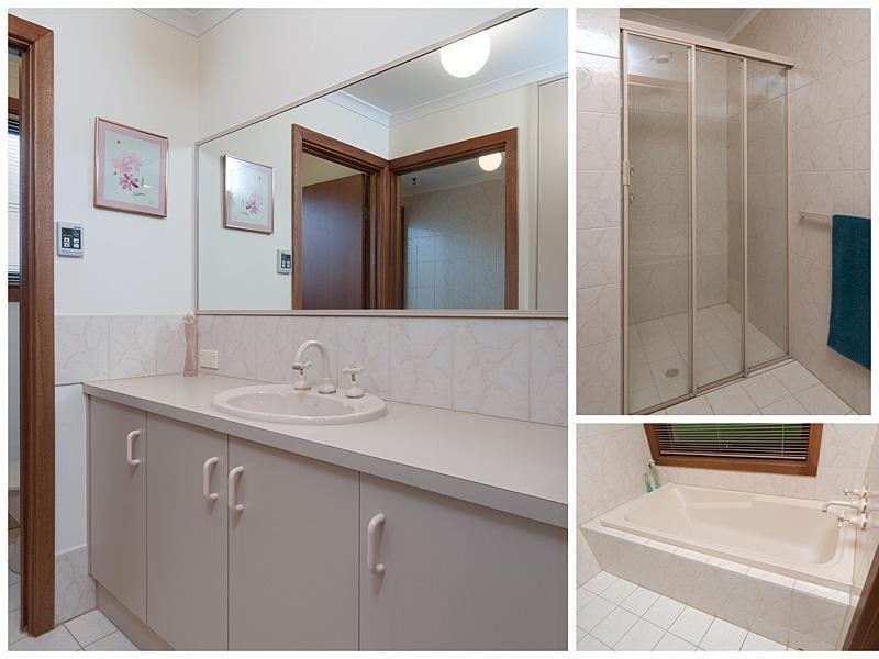 13 Charlson Rise, Happy Valley SA 5159