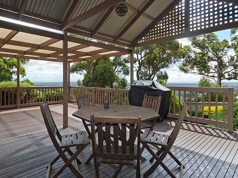 13 Charlson Rise, Happy Valley SA 5159