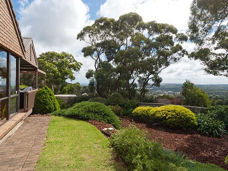 13 Charlson Rise, Happy Valley SA 5159