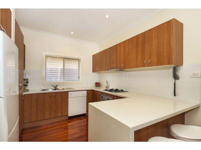 2 Dudley Avenue, Hampton East VIC 3188