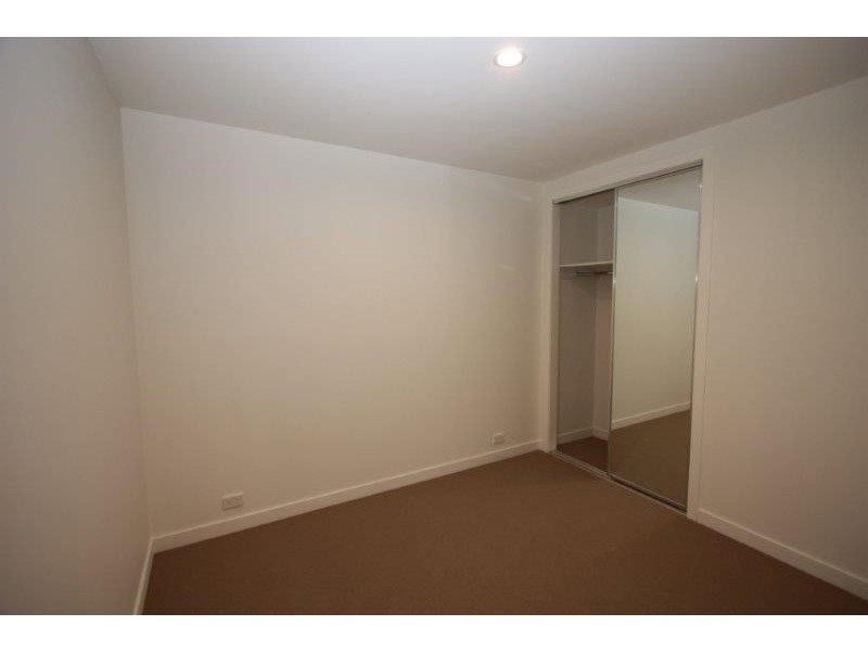 G12/402-404 Dandenong Road, Caulfield North VIC 3161