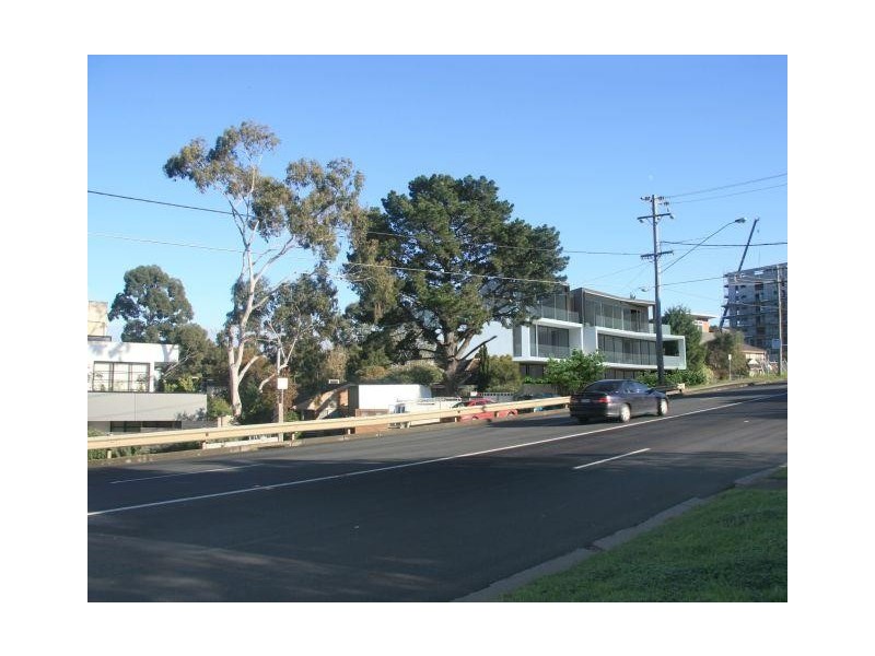 81-83 Tram Road, Doncaster VIC 3108