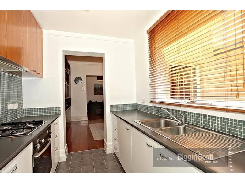 24 Newry Street, Windsor VIC 3181