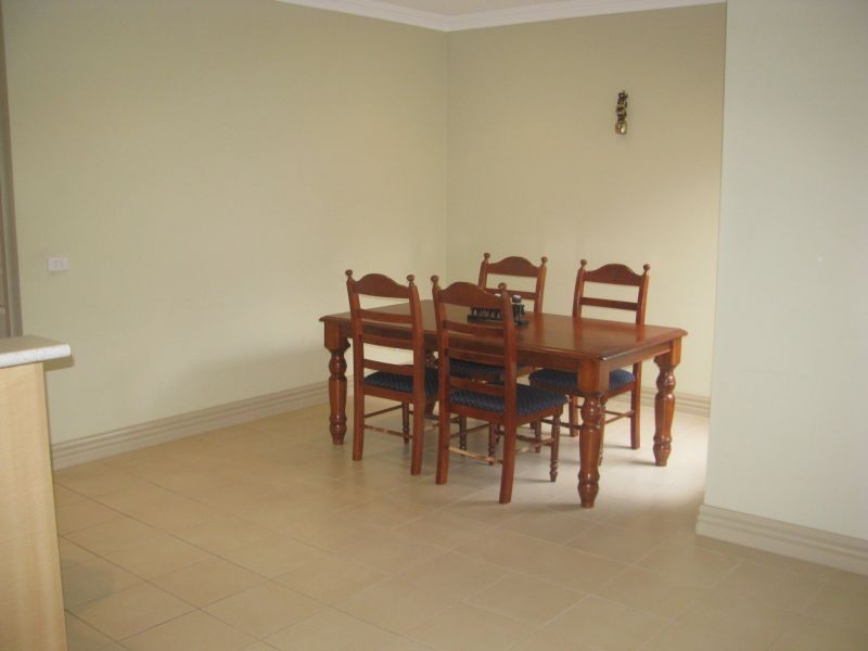 5/6 Lorraine Court, Hillside VIC 3037