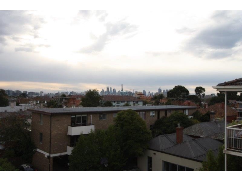 23/17 Ellesmere  Road, Prahran VIC 3181