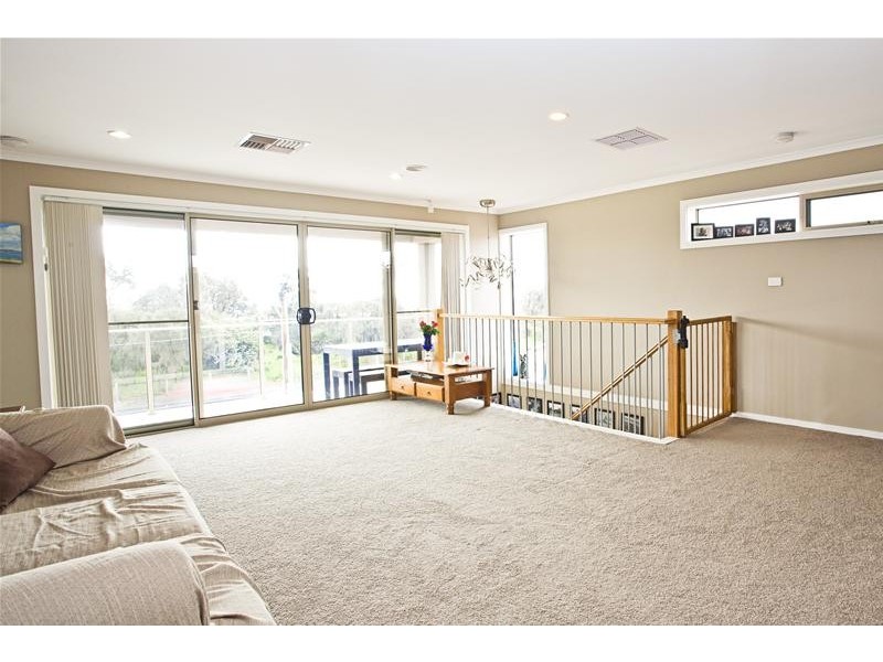 135 Nepean Highway, Seaford VIC 3198