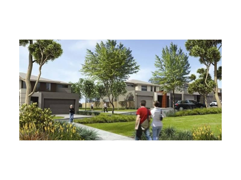 5 Adriatic Way, Pakenham VIC 3810