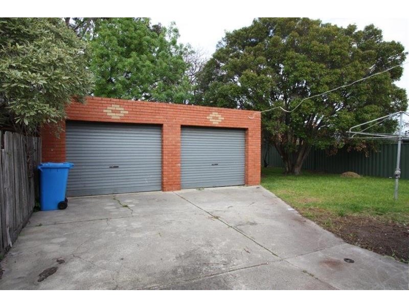 180 Ludstone Street, Hampton VIC 3188