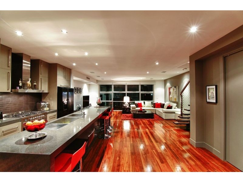 9 The Grove, Ascot Vale VIC 3032